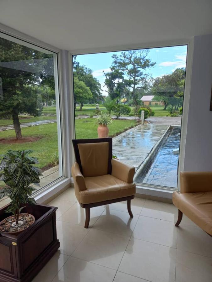 Crescent Lodge Livingstone Extérieur photo